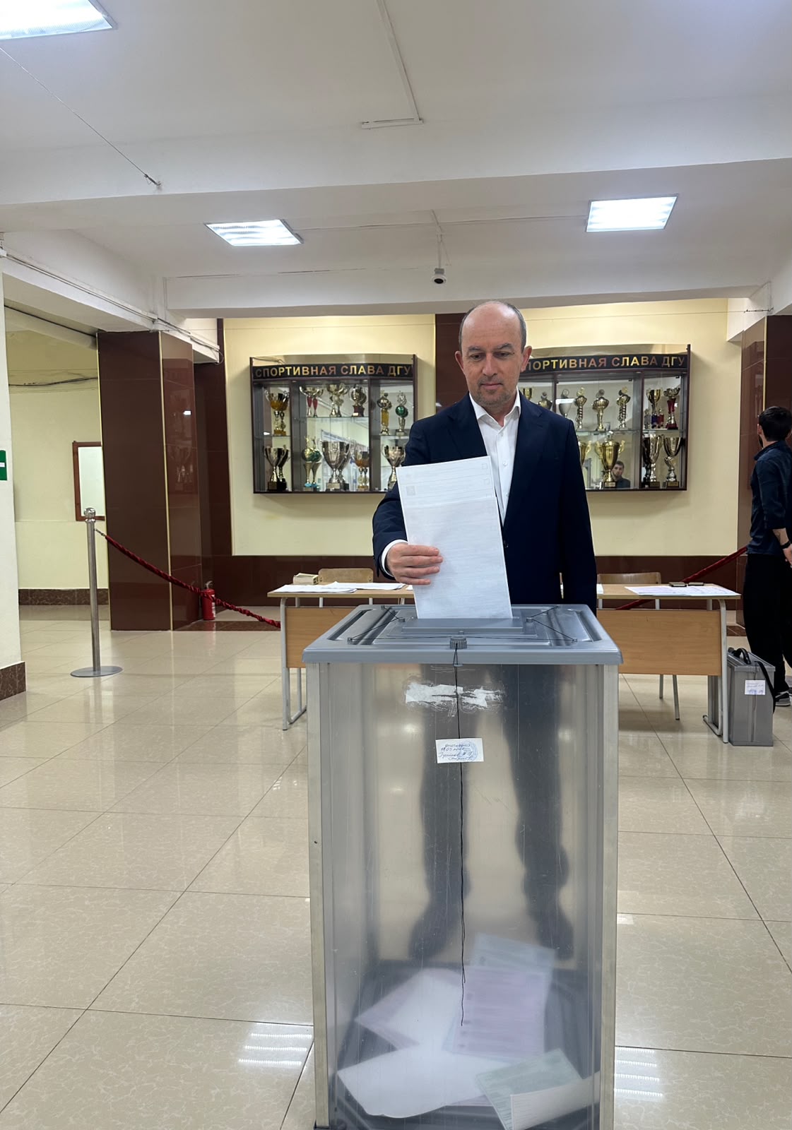 Председатель Комитета по государственным закупкам Республики Дагестан Марат Мусинович принял участие в голосовании